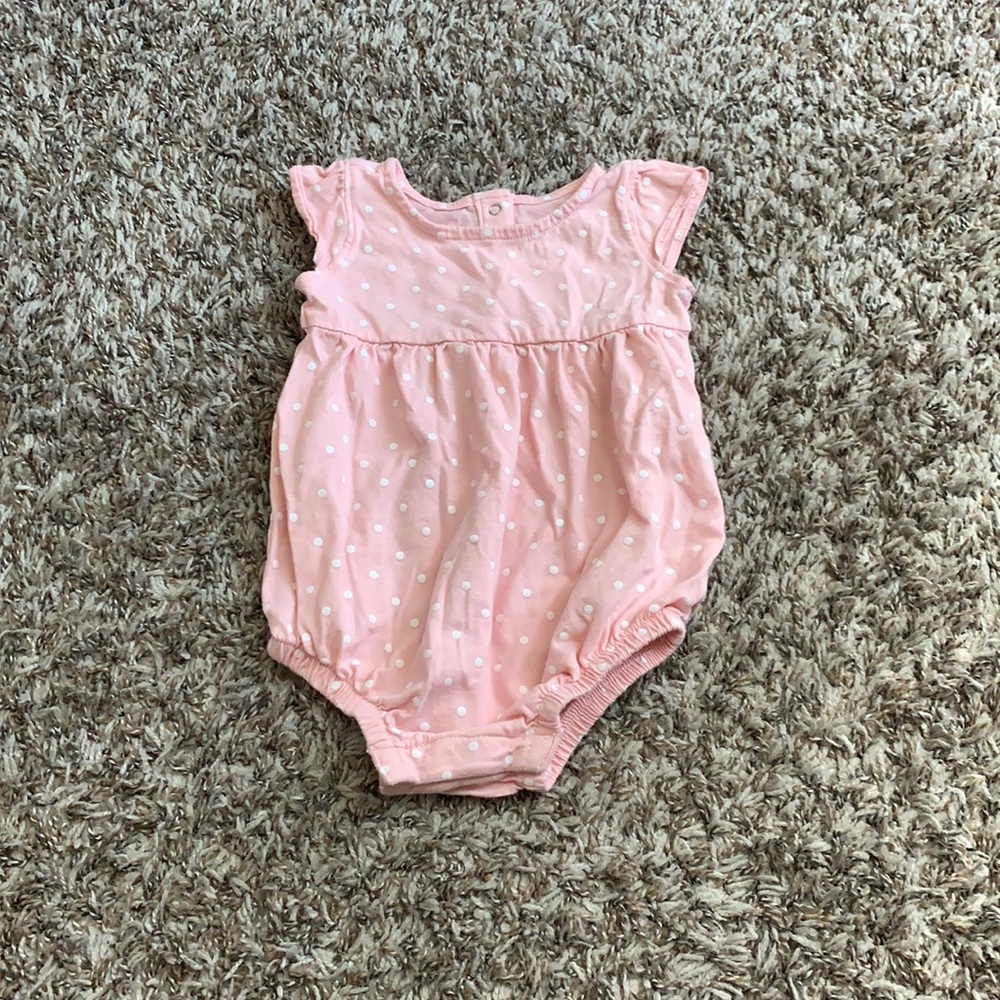 Old Navy baby pink romper. Size 3-6 months.